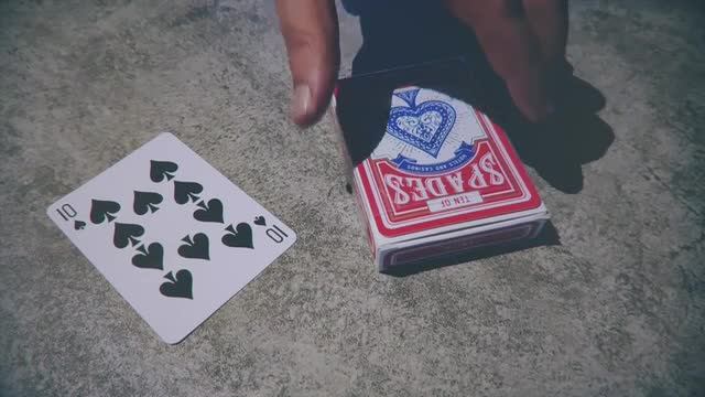 The Zenith Deck (Gimmick and Online Instructions) by Manoj Kaushal